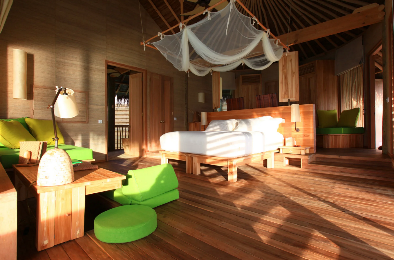 Lagoon Water Villa · One bedroom · lagoon-side